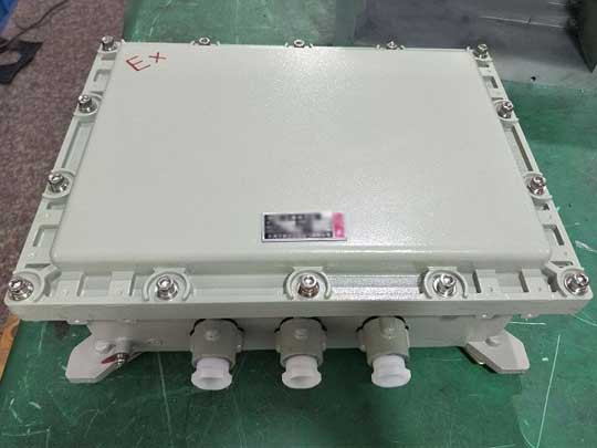 防爆接線箱的保養(yǎng)與維護(hù)