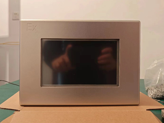 本安型鋁合金材質(zhì)防爆觸摸屏