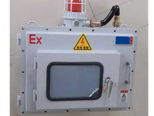 快開(kāi)門(mén)式防爆觸摸屏的有點(diǎn)在哪里