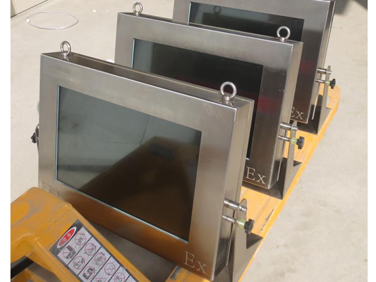 不銹鋼防爆顯示器在作業(yè)中突出了哪些優(yōu)勢